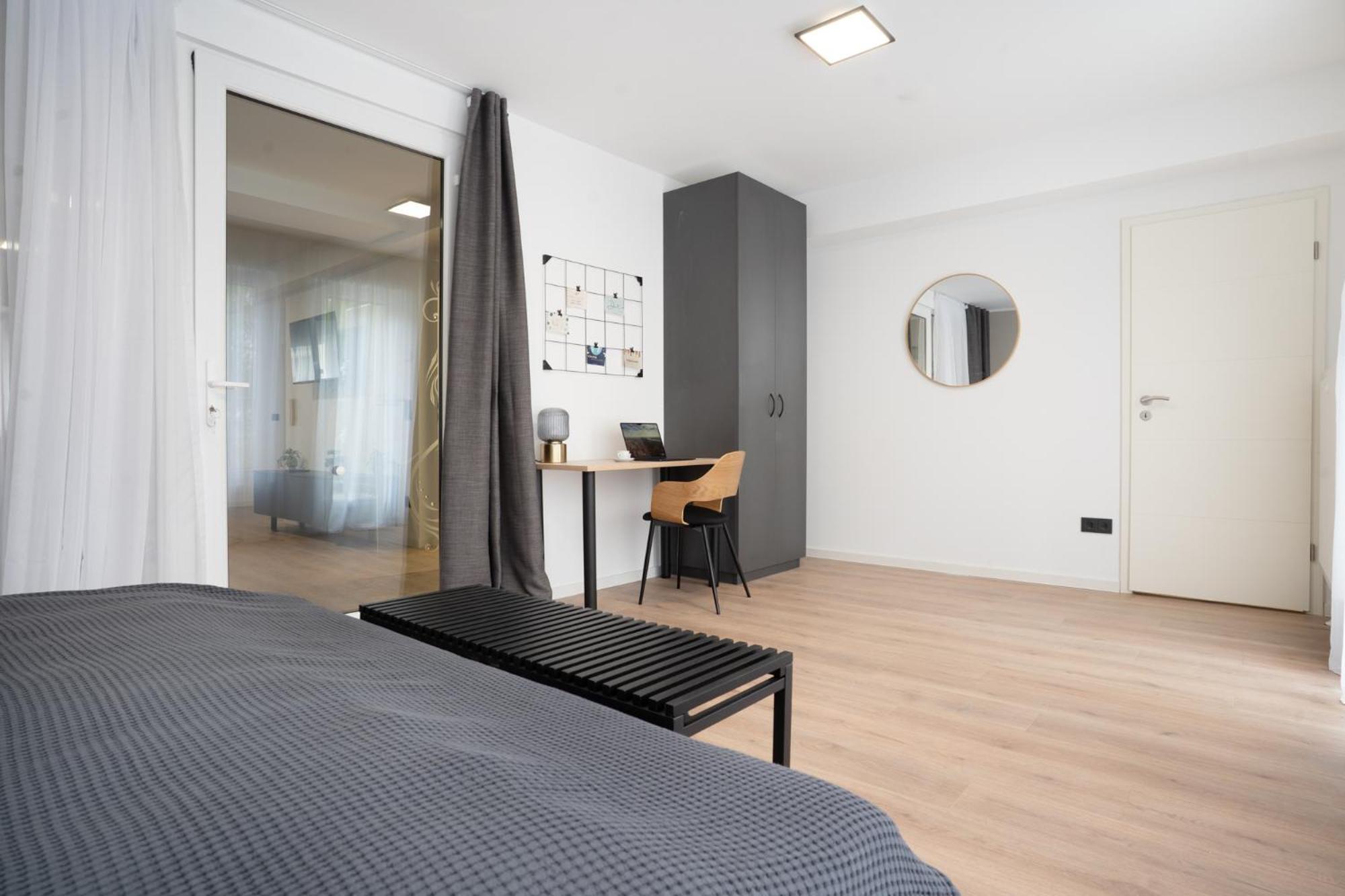 Central Bonn Apartments I Private Parking I Home2Share Экстерьер фото